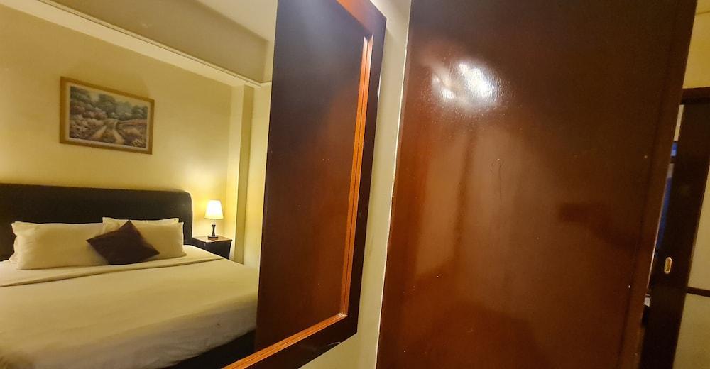 Glorious Service Suite At Times Square Room Type - Studio Apartment