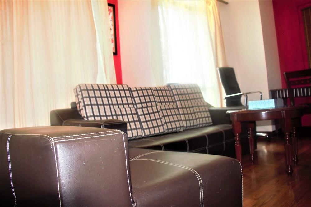 Garden Service Suites at Times Square Room Type - Deluxe Room
