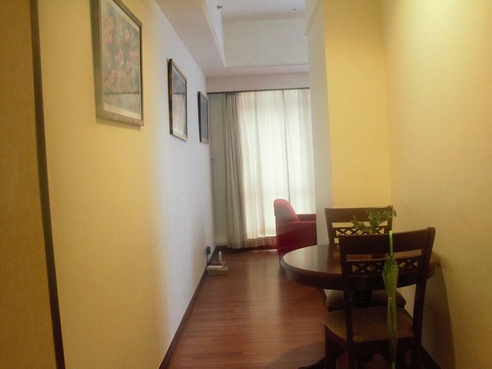 Garden Service Suites at Times Square Room Type - Standard Room