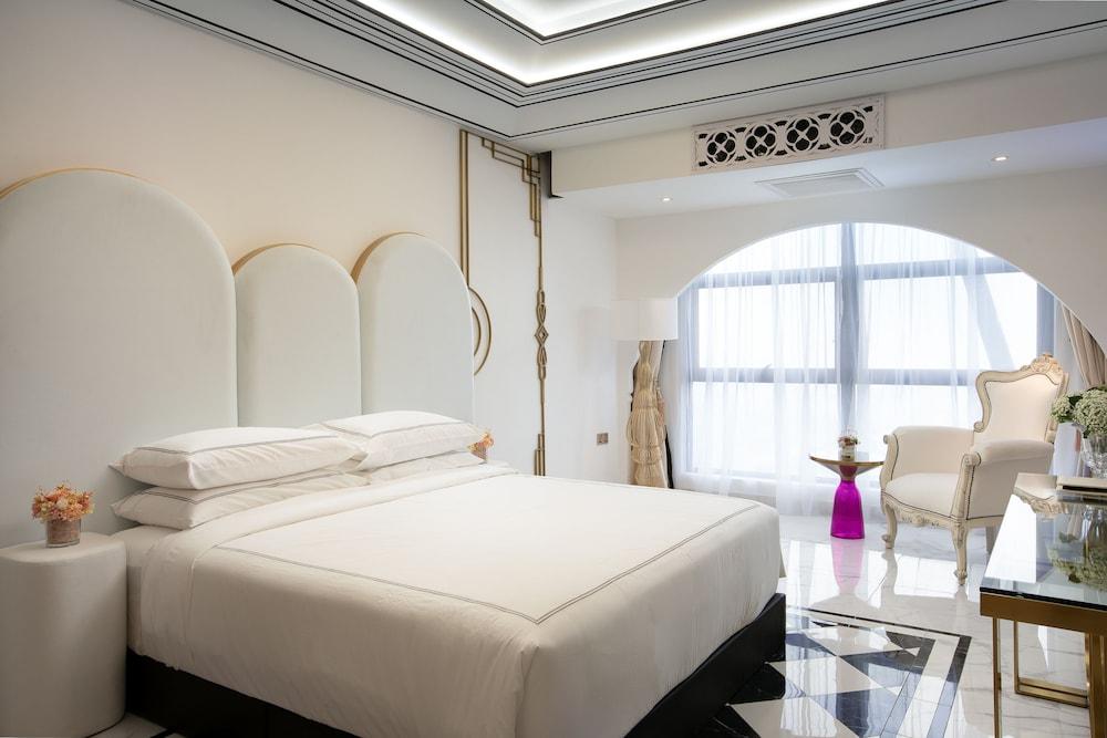 Arte By Thomas Chan Room Type - GLAM IX