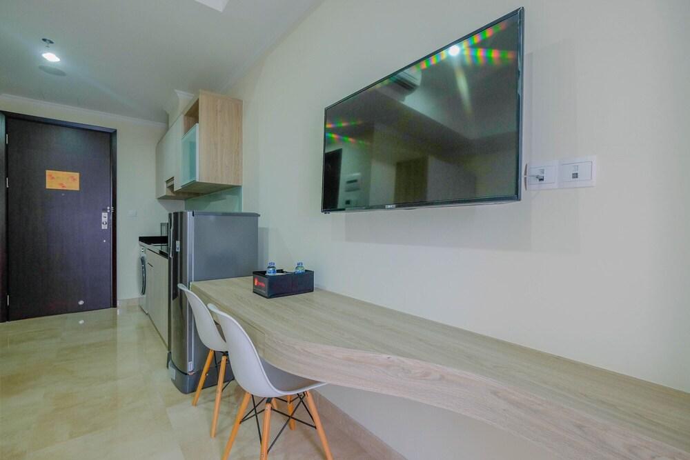 Brand New Studio Apartment at Menteng Park - Tap to explore photos