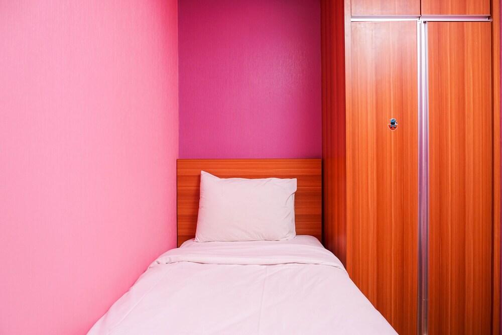 Clean and Comfy 2BR at Pancoran Riverside Apartment - Tap to explore photos