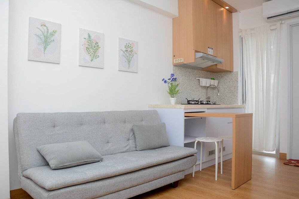 Gorgeous and Cozy 2BR at Bassura City Apartment - Tap to explore photos