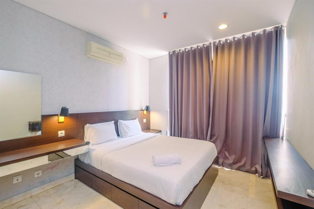 Great Choice and Spacious 3BR at The Empyreal Apartment Room Type - Apartment, Non Smoking, Kitchenette