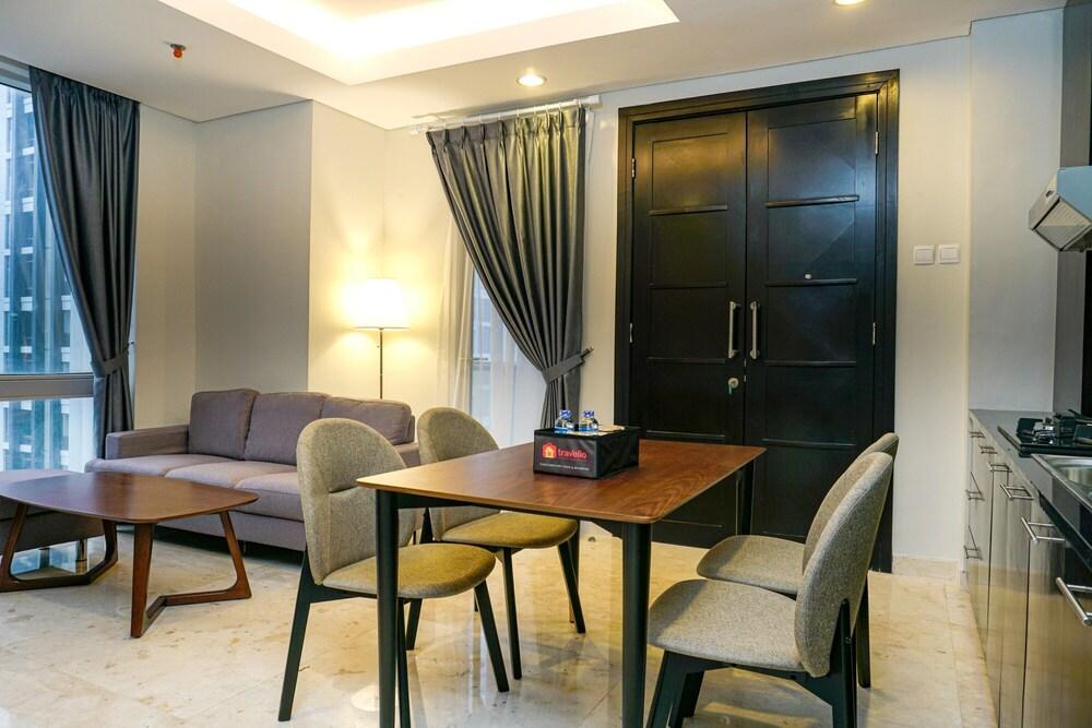 Stunning 2BR at The Empyreal Condominium Epicentrum Apartment - Tap to explore photos