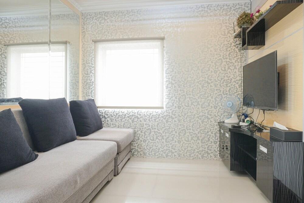 Beautiful and Comfy 2BR Menteng Square Apartment - Tap to explore photos