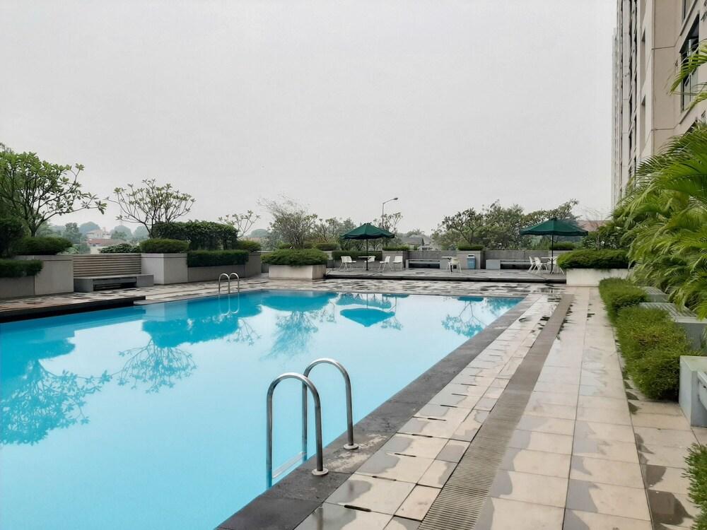 Tranquil 2BR Apartment at Bintaro Park View - Tap to explore photos