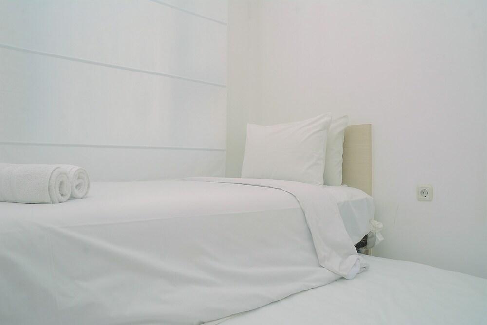 Comfy and Beautiful 2BR Menteng Square Apartment - Tap to explore photos