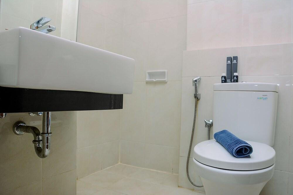 Best Location and New Furnished @ Studio Capitol Park Residence Apartment - Tap to explore photos