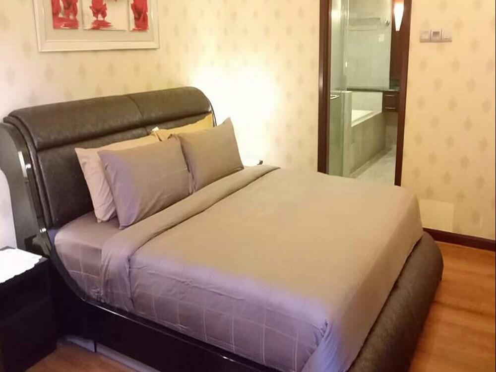 Sky Apartment at Times Square Room Type - Premier Superior Suite