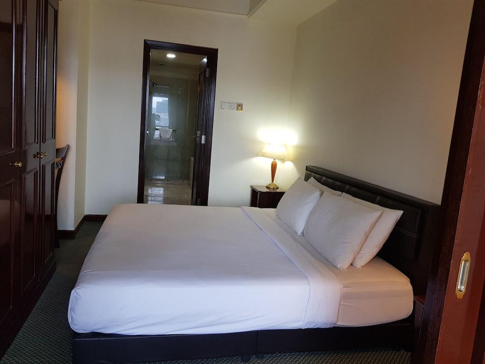 Sky Apartment at Times Square Room Type - One Bedroom Apartment