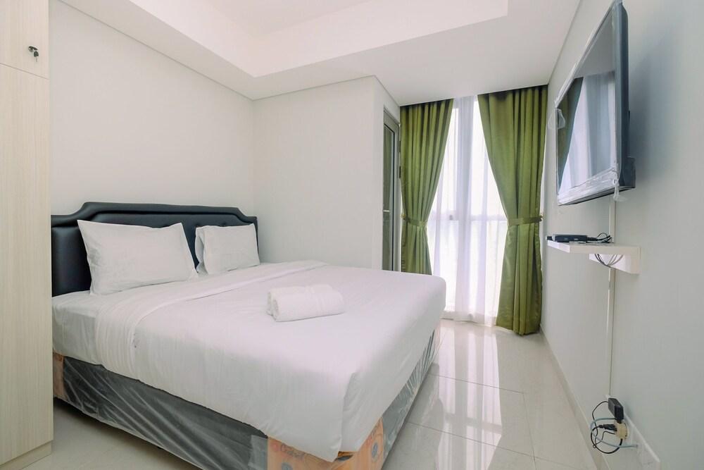 New Furnished 1BR Apartment at Gold Coast near PIK