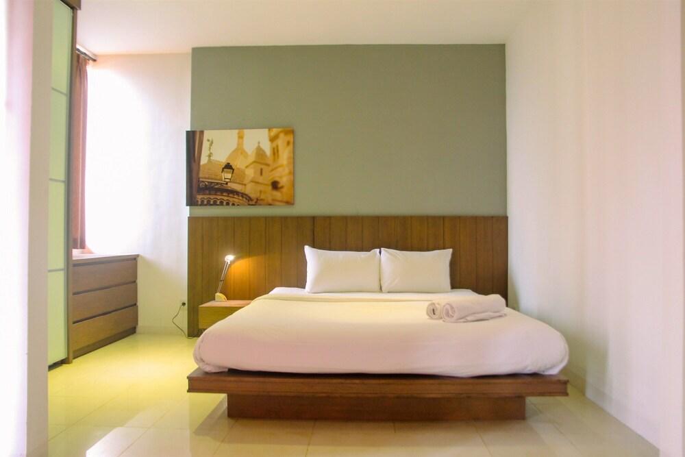 Modern 2BR Cervino Village Apartment Room Type - Room
