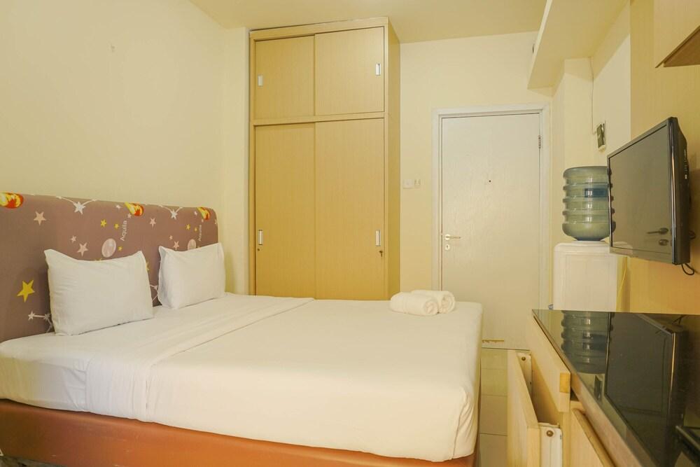 Great Choice Studio Green Pramuka Apartment - Tap to explore photos