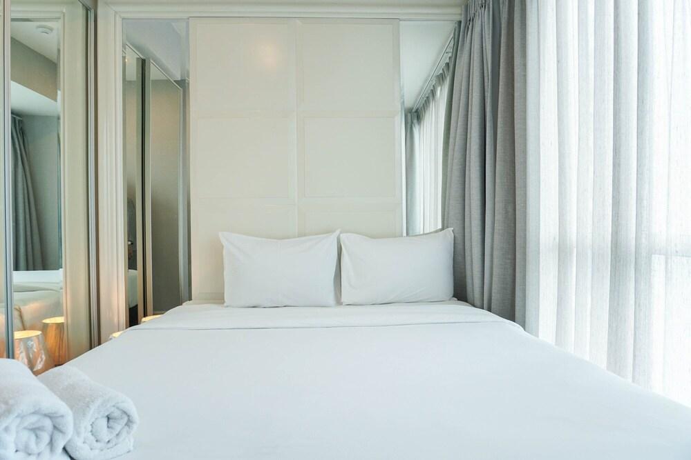 Luxurious 2BR Apartment at Casa Grande Residence