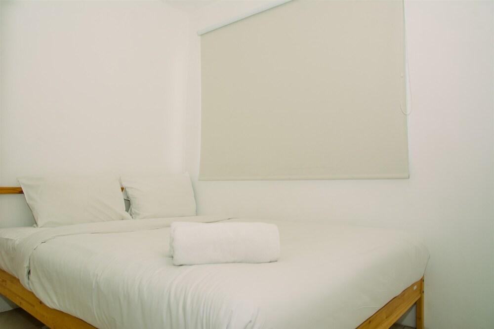 Minimalist Style 2BR Pakubuwono Terrace Apartment Room Type - Room