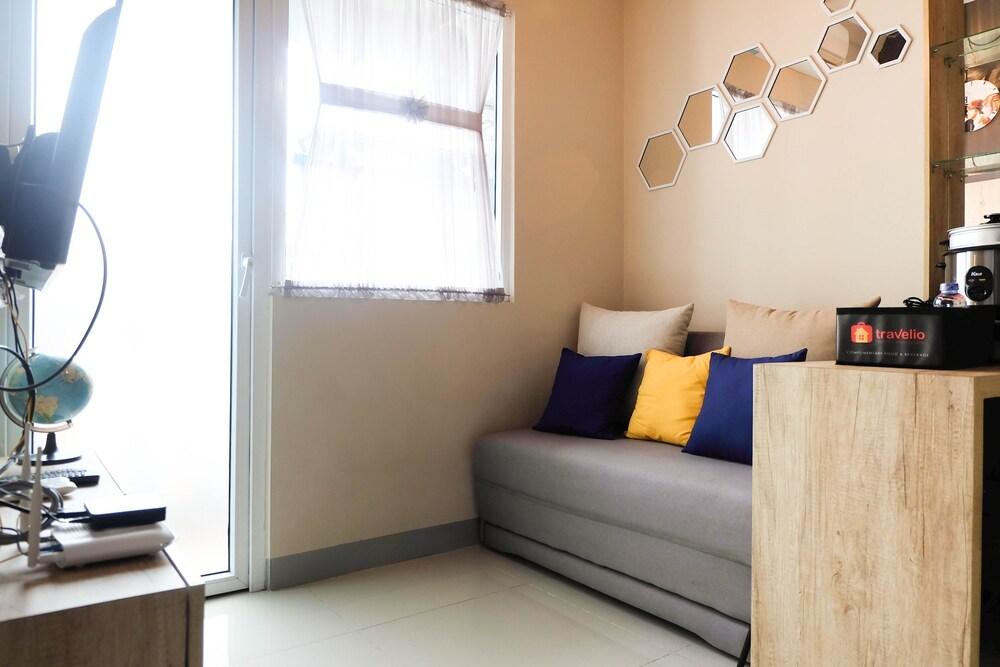 Modern and Bright 2BR Green Pramuka Apartment - Tap to explore photos