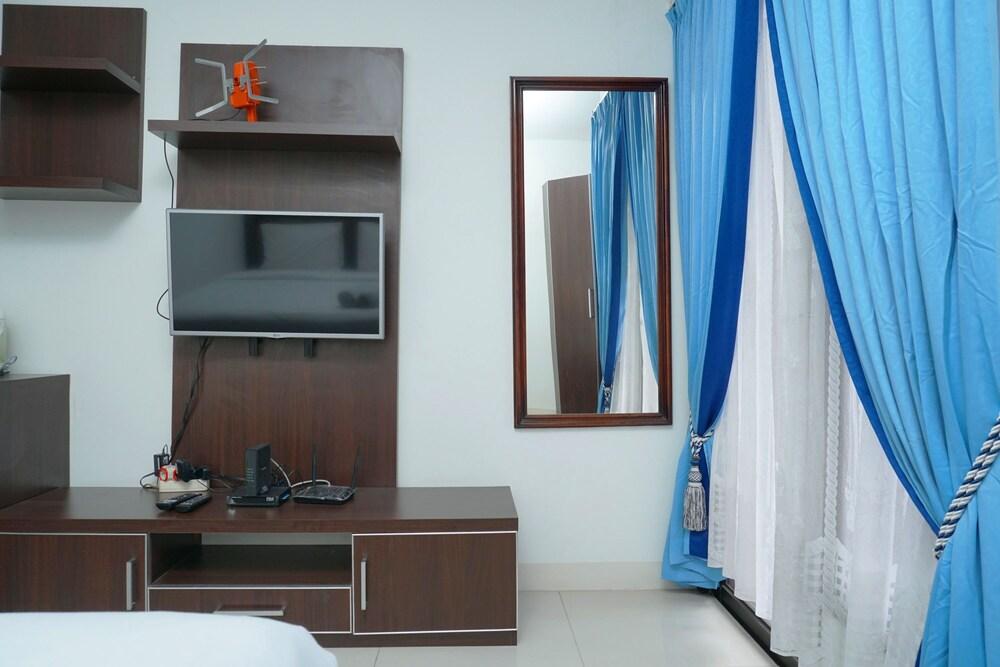 Comfy Studio Tamansari Semanggi Apartment - Tap to explore photos