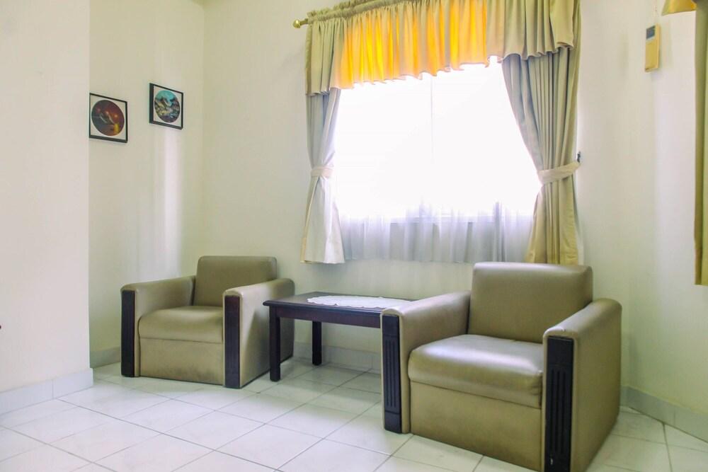 Comfy Studio at Menara Kondominium Kelapa Gading Apartment - Tap to explore photos