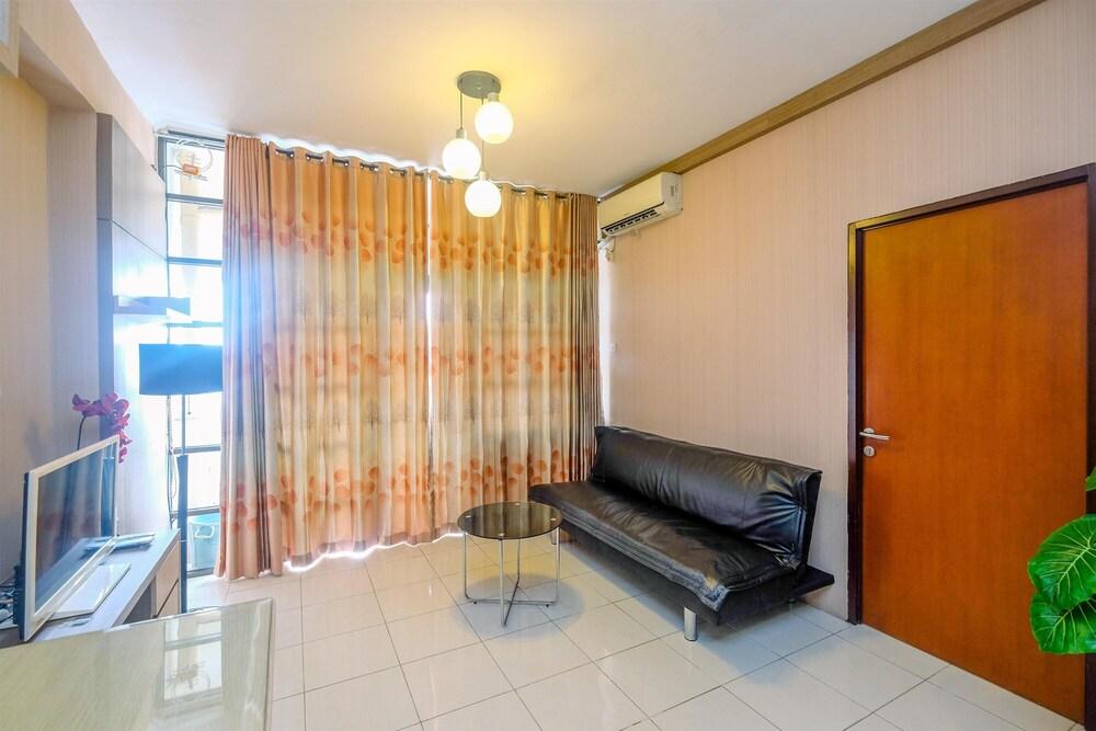 Spacious and Comfortable @ 1BR Salemba Residence Apartment - Tap to explore photos