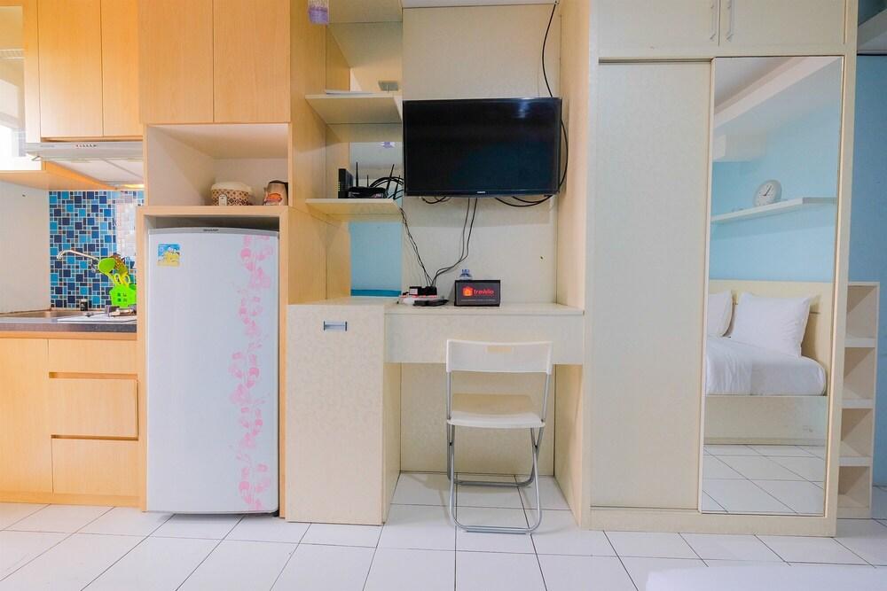 Affordable Studio Kebagusan City Apartment - Tap to explore photos