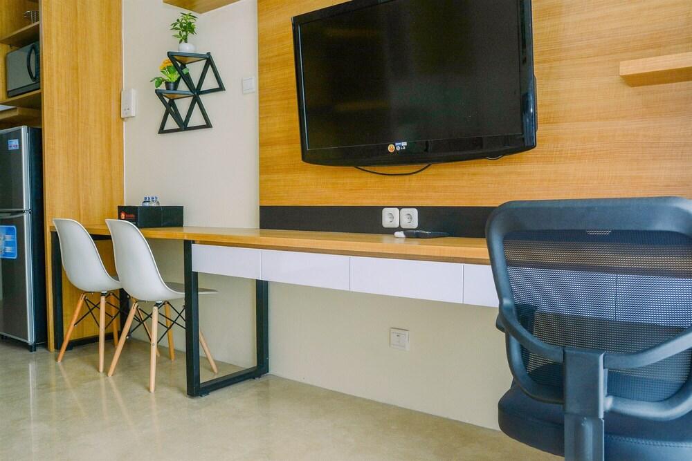Highest Value Studio Apartment at Lexington Residence - Tap to explore photos