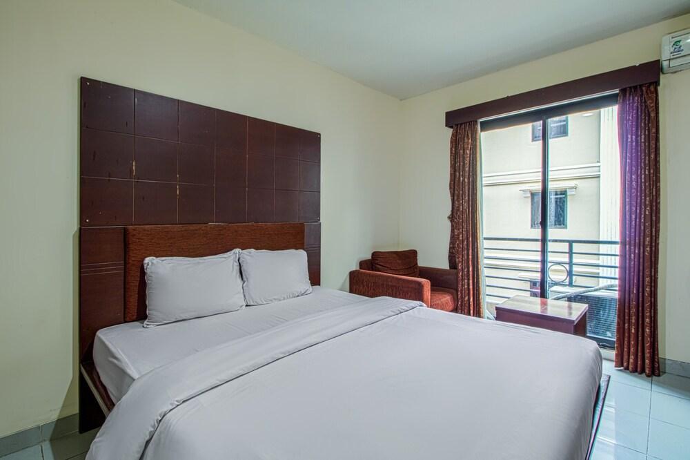 Plaza 68 Residence Room Type - VIP