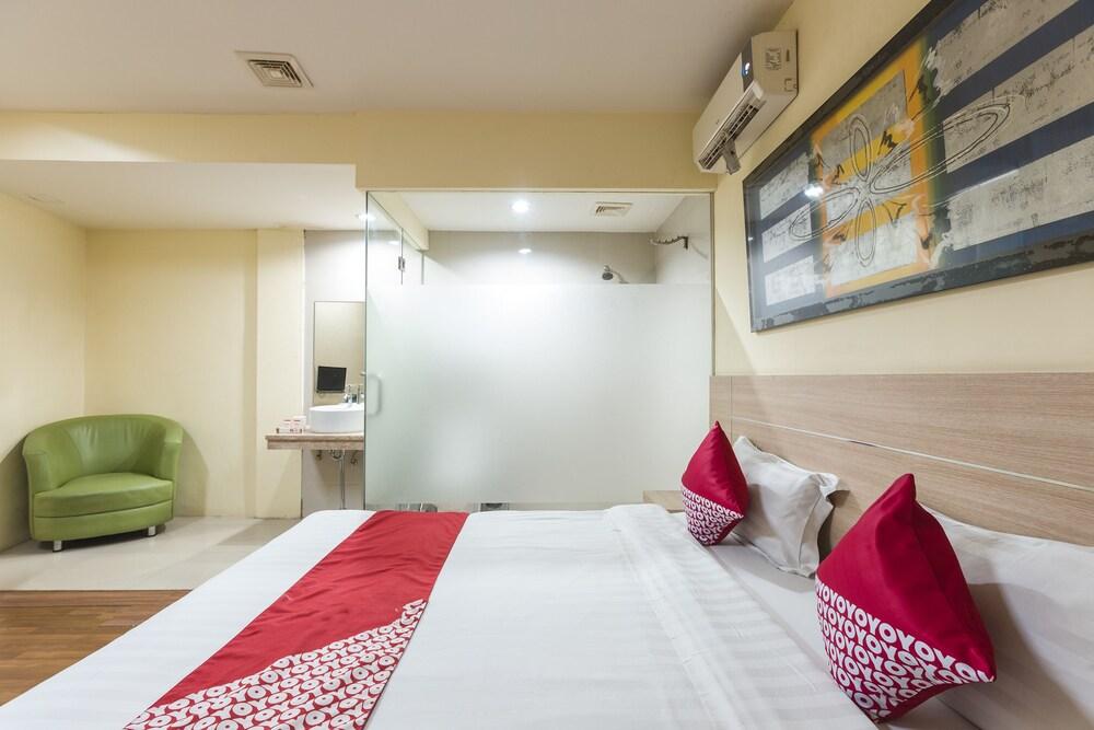 OYO 773 Hotel Rujia - Tap to explore photos