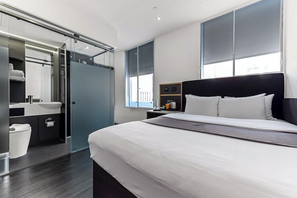 The Z Hotel Strand Room Type - Queen Room