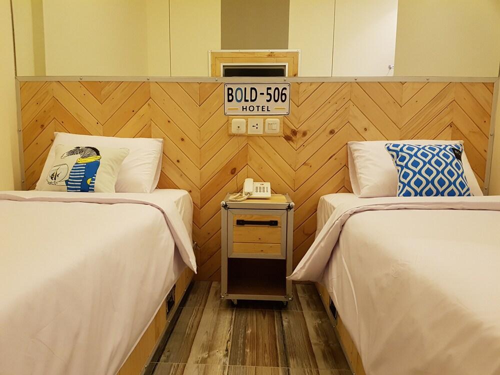 Bold Hotel Jakarta Room Type - Deluxe Twin - No Window