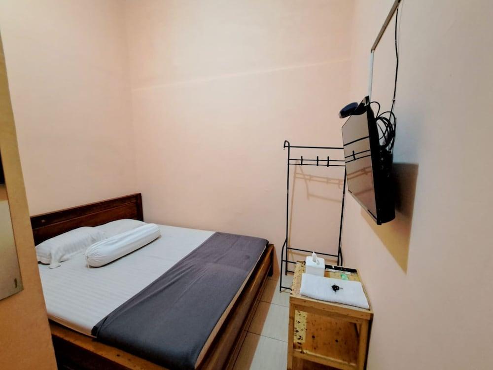 Hotel Dinar Family Room Type - Superior Single Room