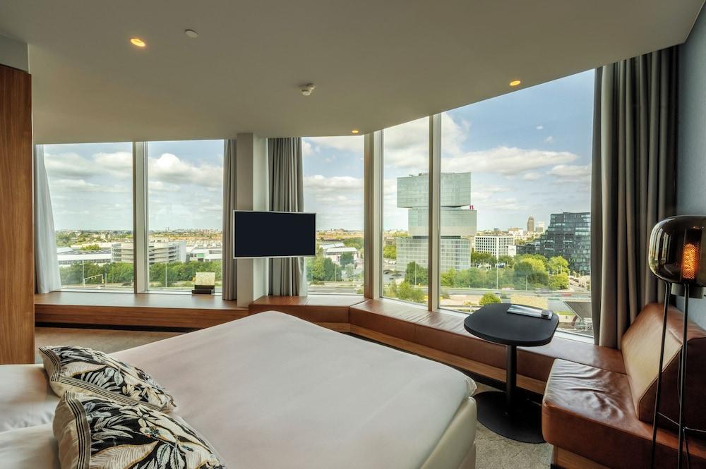 Van der Valk Hotel Amsterdam Zuidas Room Type - Superior Room, 1 King Bed