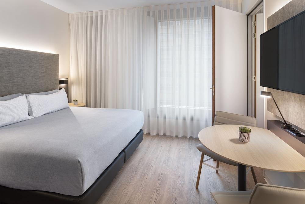 INNSiDE by Meliá Amsterdam Room Type - Room (2 Connected Rooms) INNSiDE by Meliá Amsterdam Room Type - Room (2 Connected Rooms)