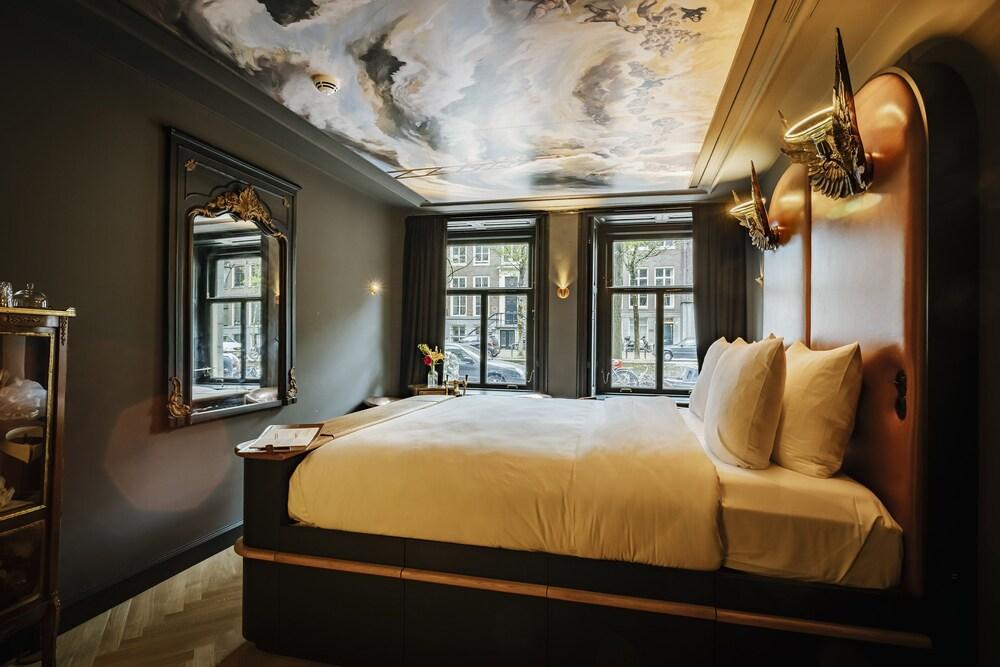 Hotel The Noblemen Room Type - Deluxe Double Room (Benedictus de Spinoza) Hotel The Noblemen Room Type - Deluxe Double Room (Benedictus de Spinoza)