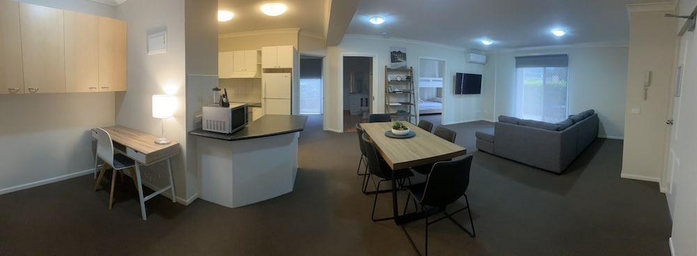 Lifestyle Apartments at Ferntree Room Type - 2 Bedroom Family Courtyard Access