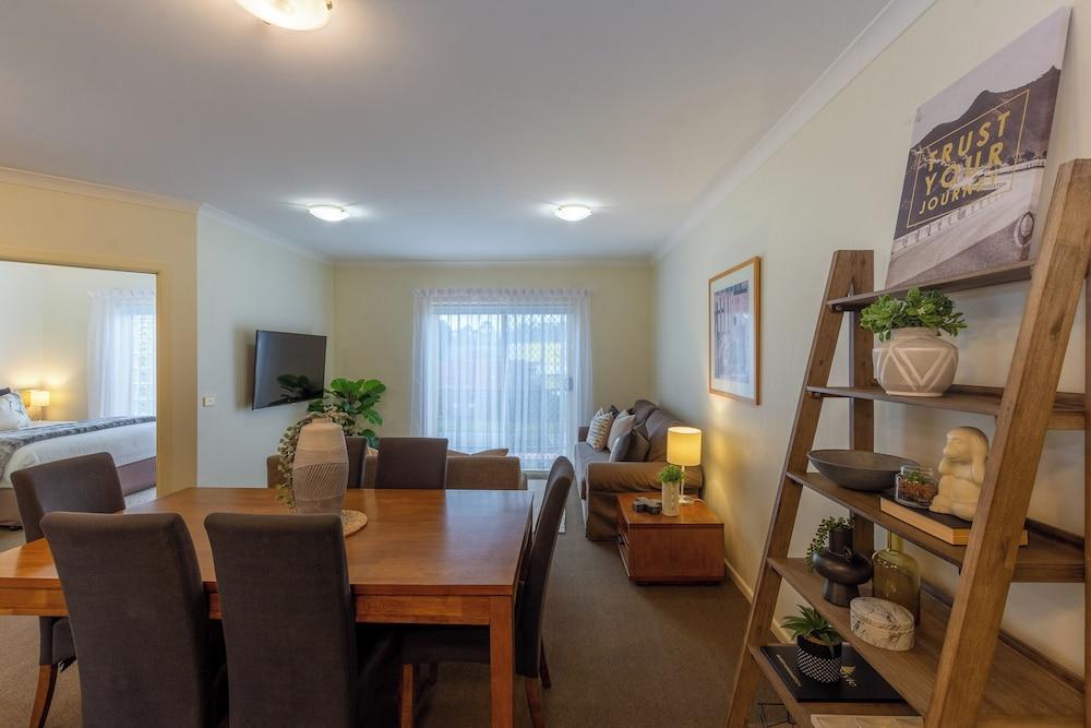 Lifestyle Apartments at Ferntree Room Type - Two Bedroom Apartment Deluxe