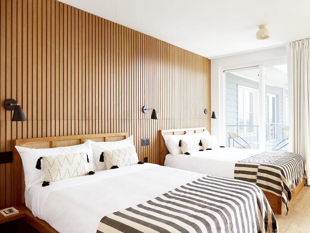 The Rockaway Hotel Room Type - Junior Suite, 2 Queen Beds, Accessible, Ocean View (Terrace)