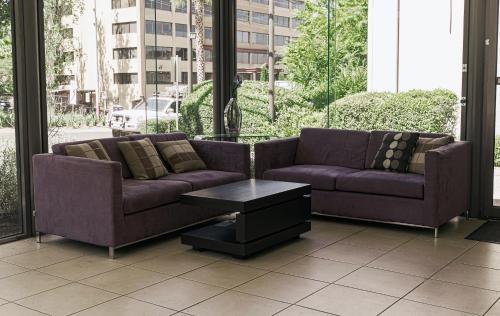 Melbourne Kew Central Apartment Hotel - Tap to explore photos