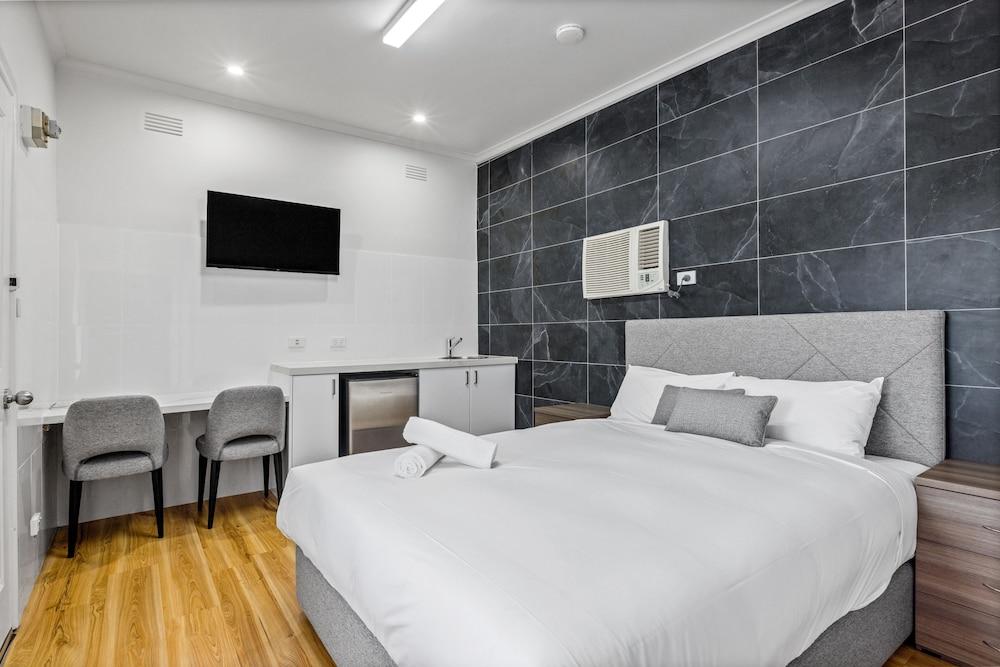 Rosebud Motel Room Type - 2 Bedroom Family Suite