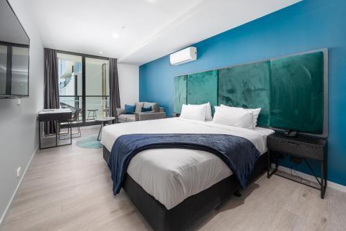 Oros Hotel and Apartments Room Type - Standard King Room Oros Hotel and Apartments Room Type - Standard King Room