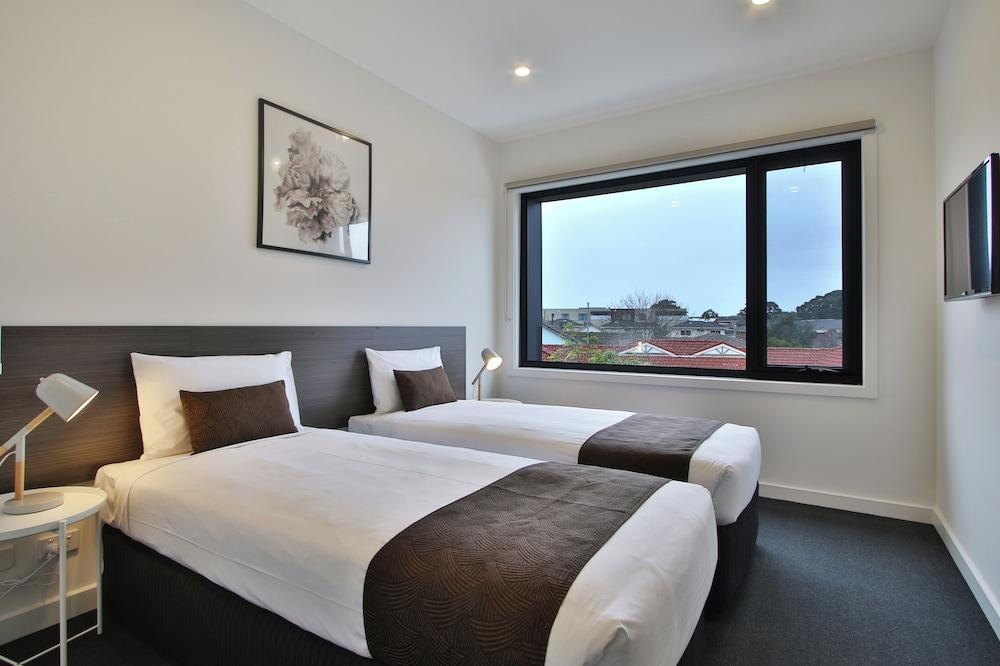 Quality Apartments Dandenong - Tap to explore photos