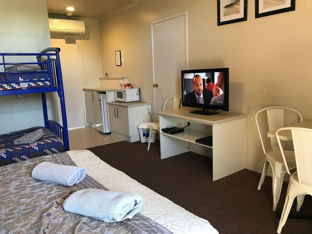 Bayview Motel Rosebud Room Type - Ground Floor Bunks