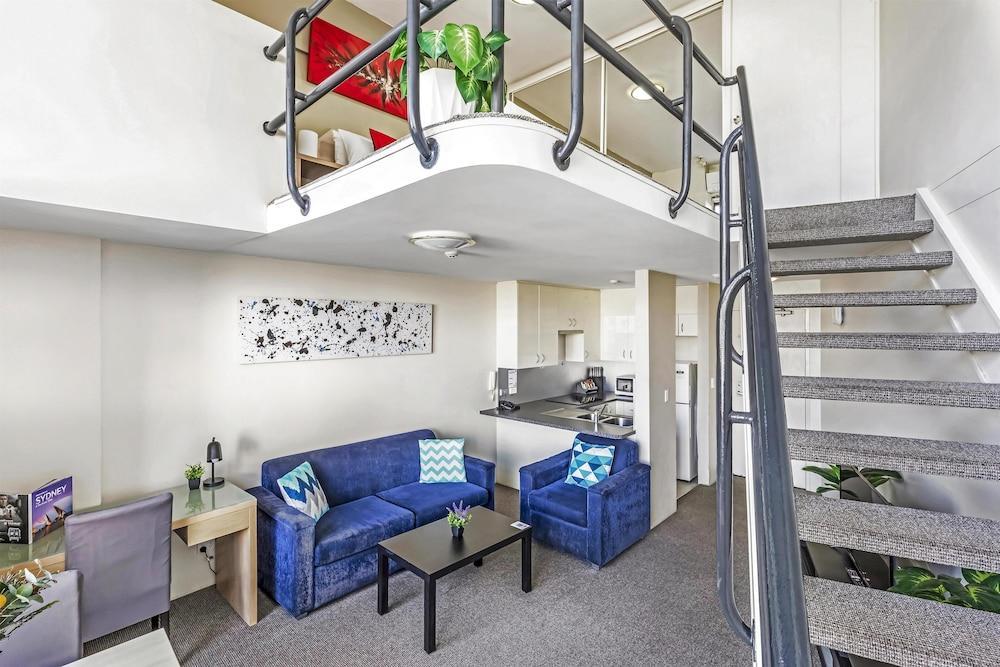 Metro Apartments on Darling Harbour - Sydney Room Type - Standard Apartment, Kitchen