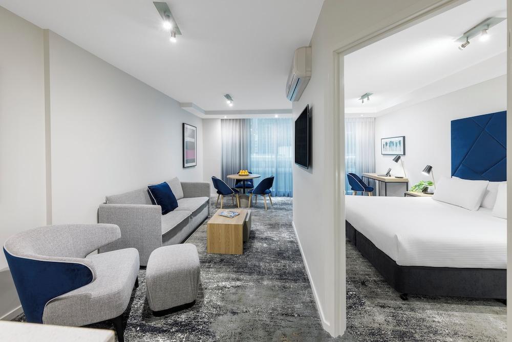 Brady Apartment Hotel Flinders Street Room Type - 1 Bedroom Apartment