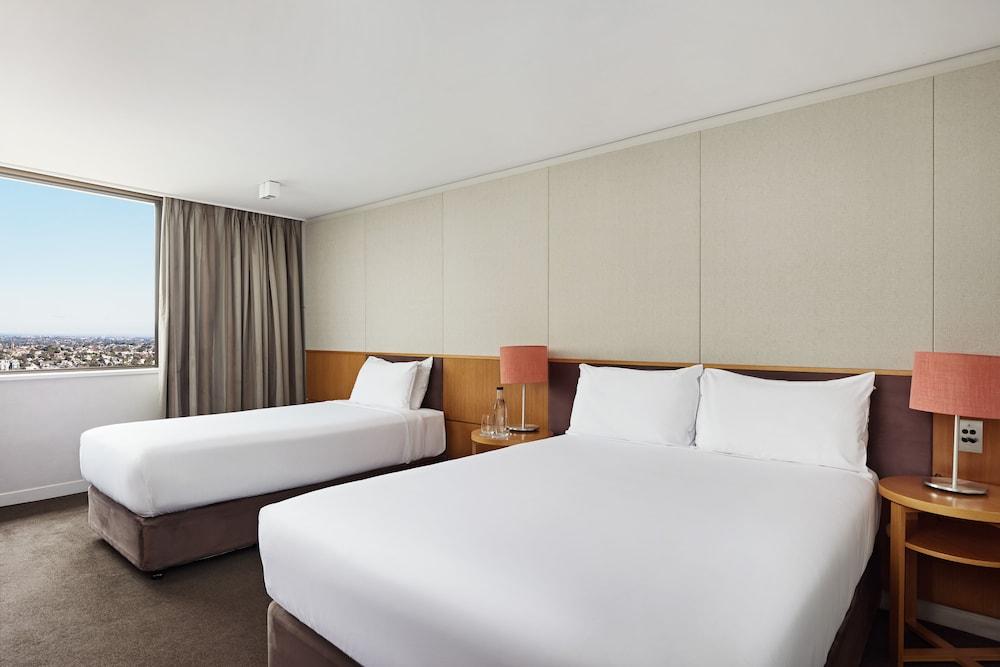 View Sydney Room Type - Deluxe Corner Room View Sydney Room Type - Deluxe Corner Room