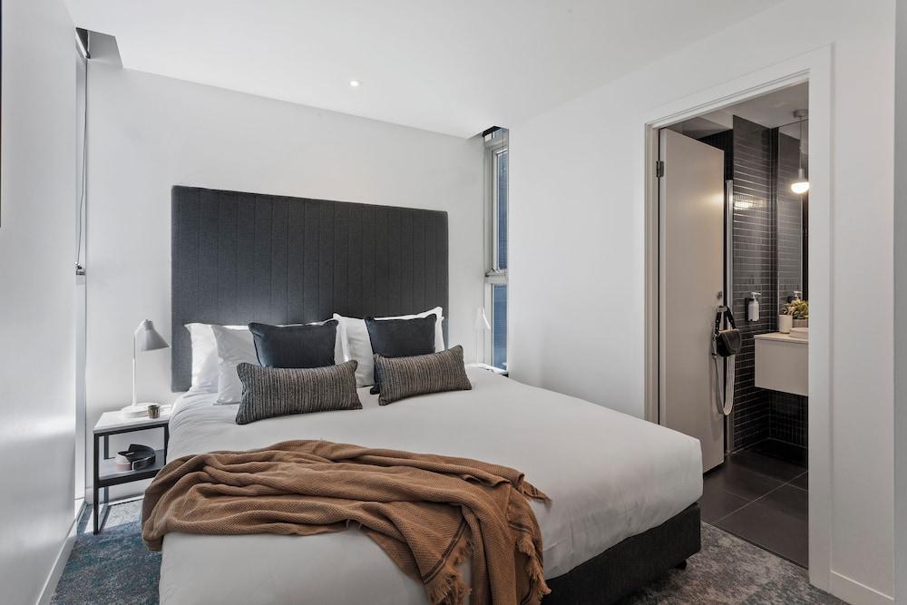 Punthill South Yarra Grand - Tap to explore photos
