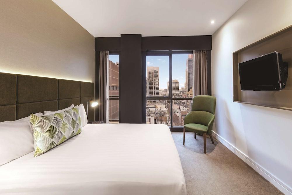 Adina Apartment Hotel Melbourne Room Type - Studio Queen