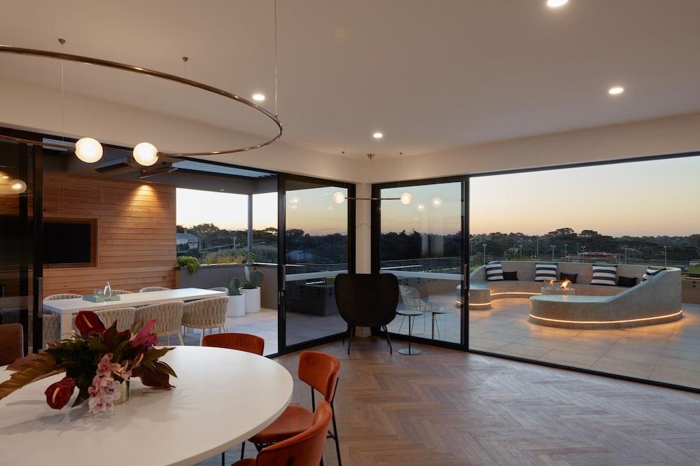 Carmel at Sorrento Room Type - Grand Penthouse, 3 Bedrooms, City View, Executive Level Carmel at Sorrento Room Type - Grand Penthouse, 3 Bedrooms, City View, Executive Level
