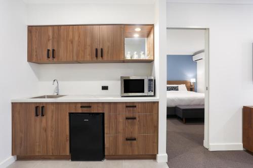 Killara Hotel & Suites - Tap to explore photos