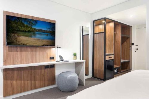 Killara Hotel & Suites Room Type - King Room
